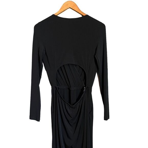 BCBGeneration black surplice jumpsuit. Size xs - Picture 12 of 14